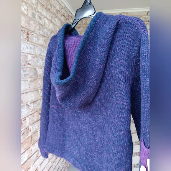 Nua Wool & Silk Blend Hooded Zip-up - Picture 6 of 8